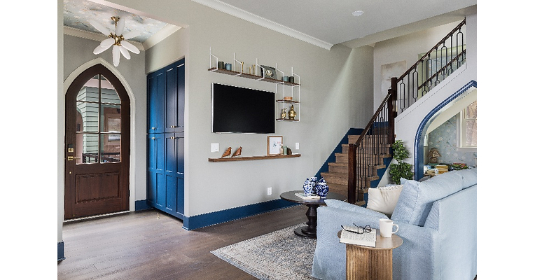 Chip Wade Outfits Perch Luxury Treehouses with SKYWORTH's Lifestyle TV Lineup, Led by Its Canvas Art® TV
