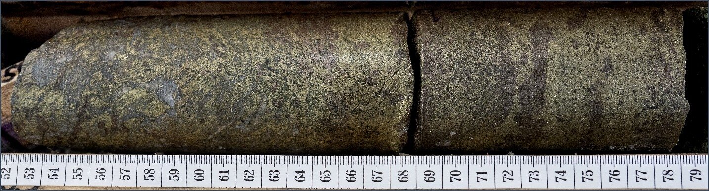 Figure 3. Chalcopyrite-rich interval from CMR26-201 at 350.5 meters(i) Figure 3. Chalcopyrite-rich interval from CMR26-201 at 350.5 meters(i)