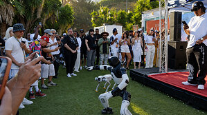 AIxC's RoboShare Makes U.S. Robot-Sharing History as Seven Robots Share the Stage with DU$TY and Big