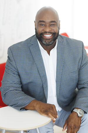 Orlando Inventor Develops Innovative CPAP Stand Designed to Improve Comfort, Organization and the Sleep Therapy Experience