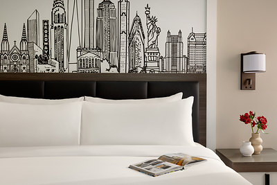 King Guestroom at Crowne Plaza Manhattan Times Square by IHG