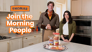 Thomas'® and Cecily Strong Challenge America to Savor Breakfast and "Join the Morning People"