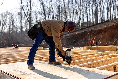 Metabo HPT Introduces Cordless Pneumatic Nailers