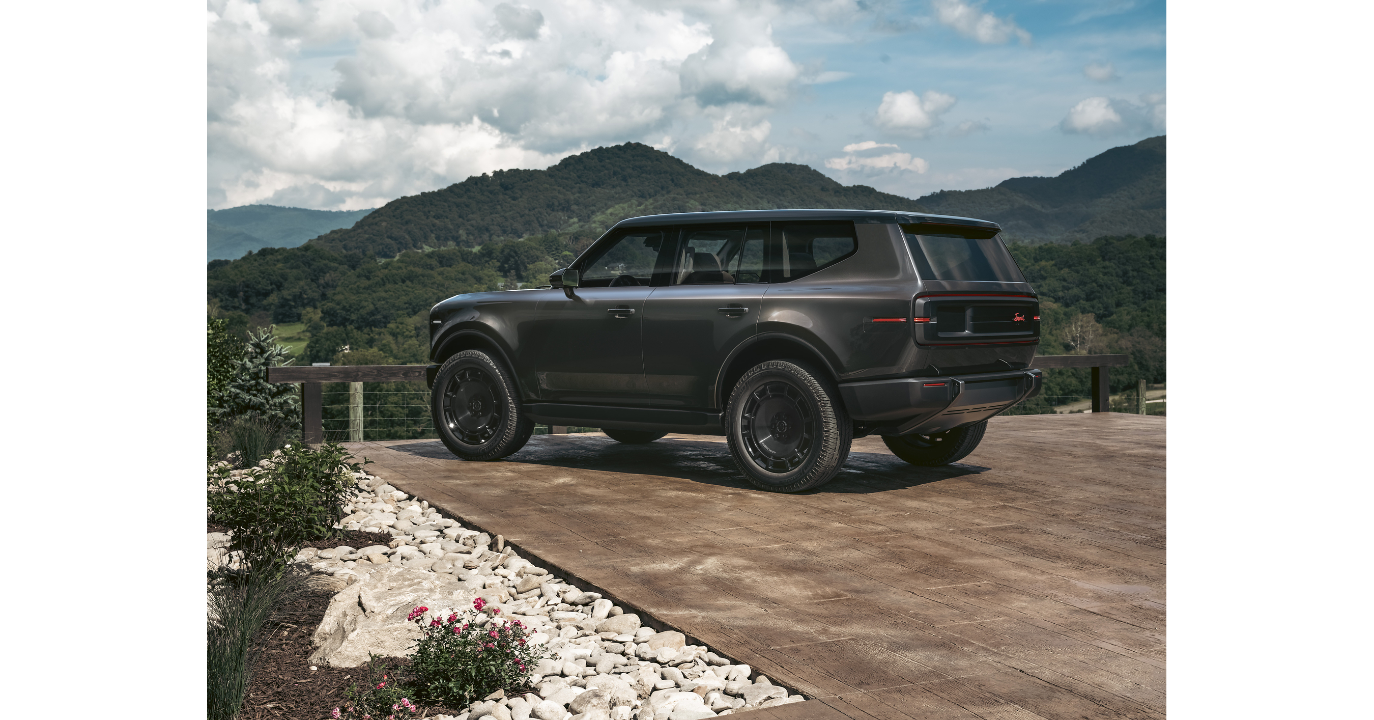 Scout Motors Reveals Two Distinct Expressions of the Scout® Traveler™ SUV
