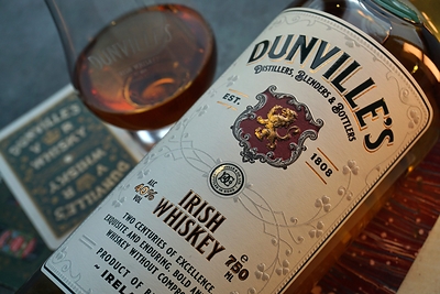 DUNVILLE'S IRISH WHISKEY ÉTEND SA PRÉSENCE AU CANADA GRÂCE À UN NOUVEAU PARTENARIAT AVEC DANDURAND