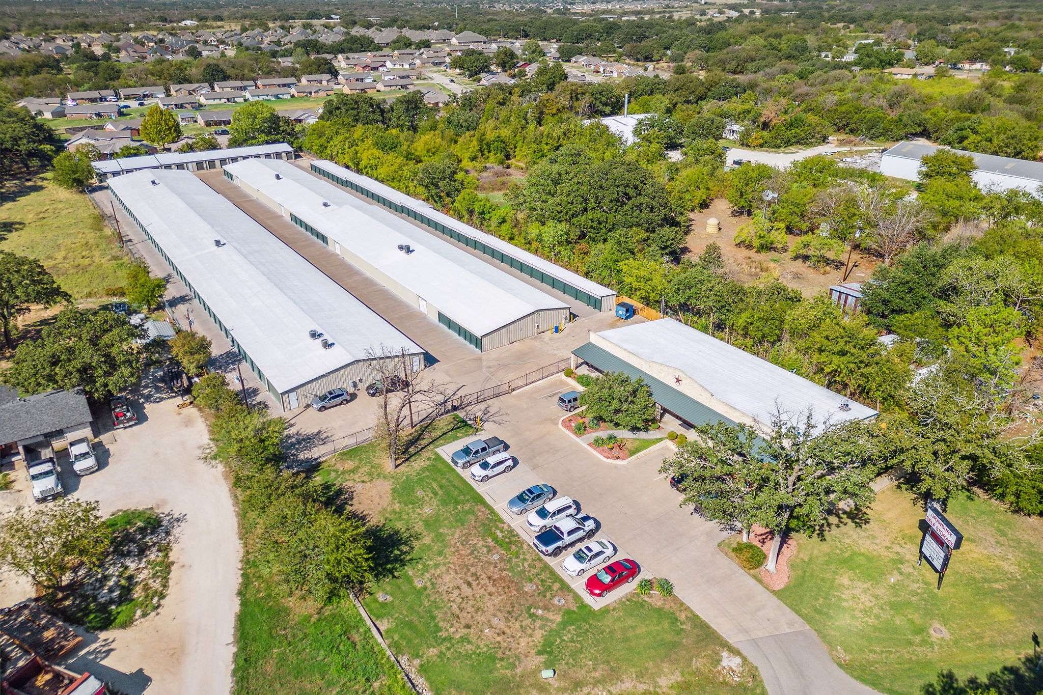 Direct Equity Source Announces Three New Self-Storage Property Acquisitions in Granbury, Texas