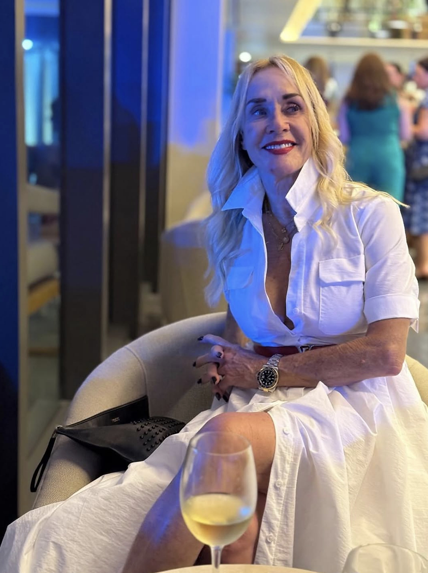 Suzelle Snowden Started With One Class on the Beach 30 years ago, Now She's Running the World's Largest Fitness &amp; Wellness Travel Empire Fit Bodies Inc and Just Signed Hyatt All Inclusive Collection.
