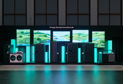 The Energy Leadership Zone highlights a range of appliances powered by LG’s high-efficiency core technologies, including its Direct Drive motor, Dual Inverter Heat Pump™ and inverter compressor solutions.