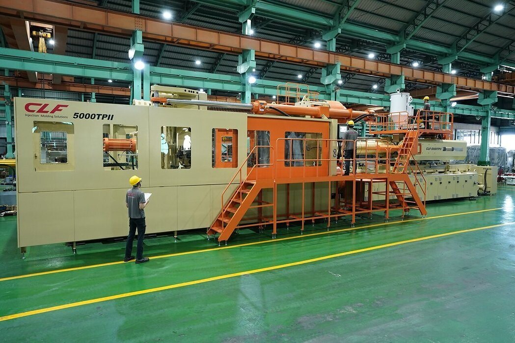 CLF Ships Taiwan's First 5000-Ton Injection Molding Machine, Its Largest in 60 Years, to a Top-Tier US Logistics Supplier