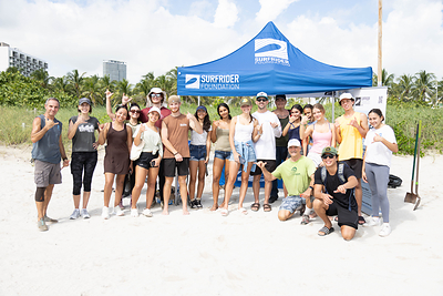 Acción Climática Comunitaria a Través de la Restauración de Dunas con la Fundación Surfrider (2025)