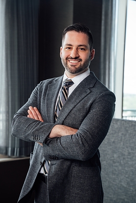 Board-Certified Plastic Surgeon Dr. James M. Economides Opens Boutique Practice in Chevy Chase, Introduces Advanced Laser Program
