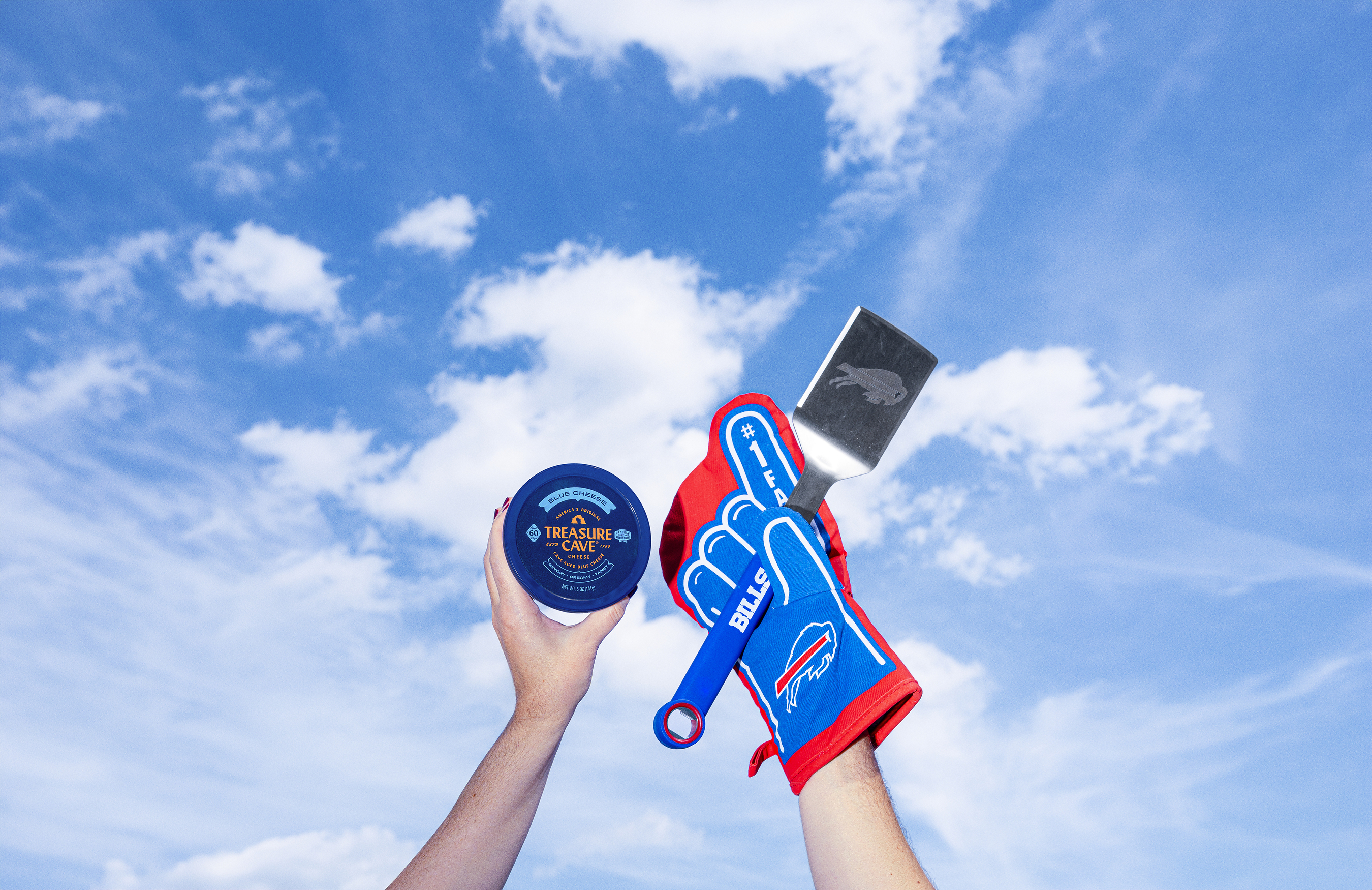 Treasure Cave ® Blue Cheese Brings Bold Flavor to Buffalo Bills Game Days as Official Cheese