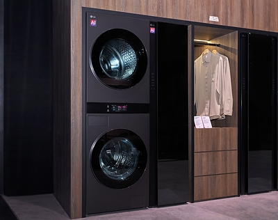 The 25-inch LG WashTower™ offers a single-body laundry solution tailored for European spaces, powered by Inverter Direct Drive™ technology for reliable and precise fabric care.