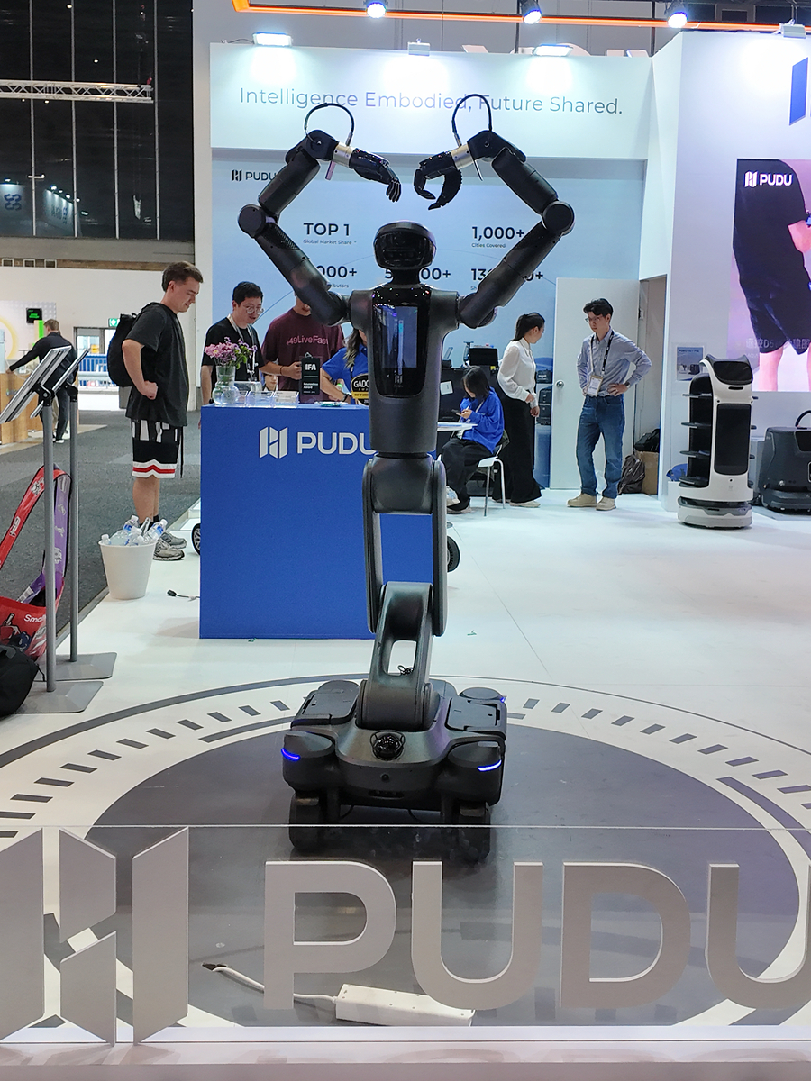 Pudu Robotics Brings PUDU D7 Semi-Humanoid To Europe In IFA 2026 Debut