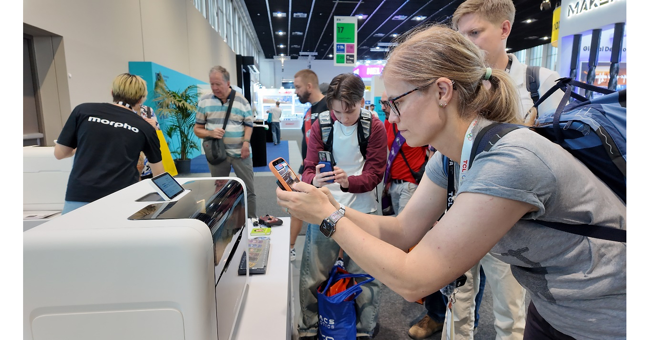 Morpho UV-Drucker auf der IFA mit praktischer Live-Druckvorf&uuml;hrung vorgestellt