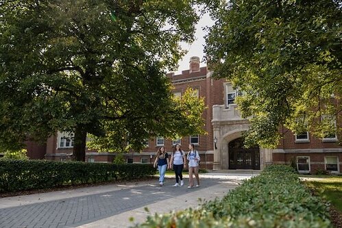 Students on campus at Concordia University, St. Paul