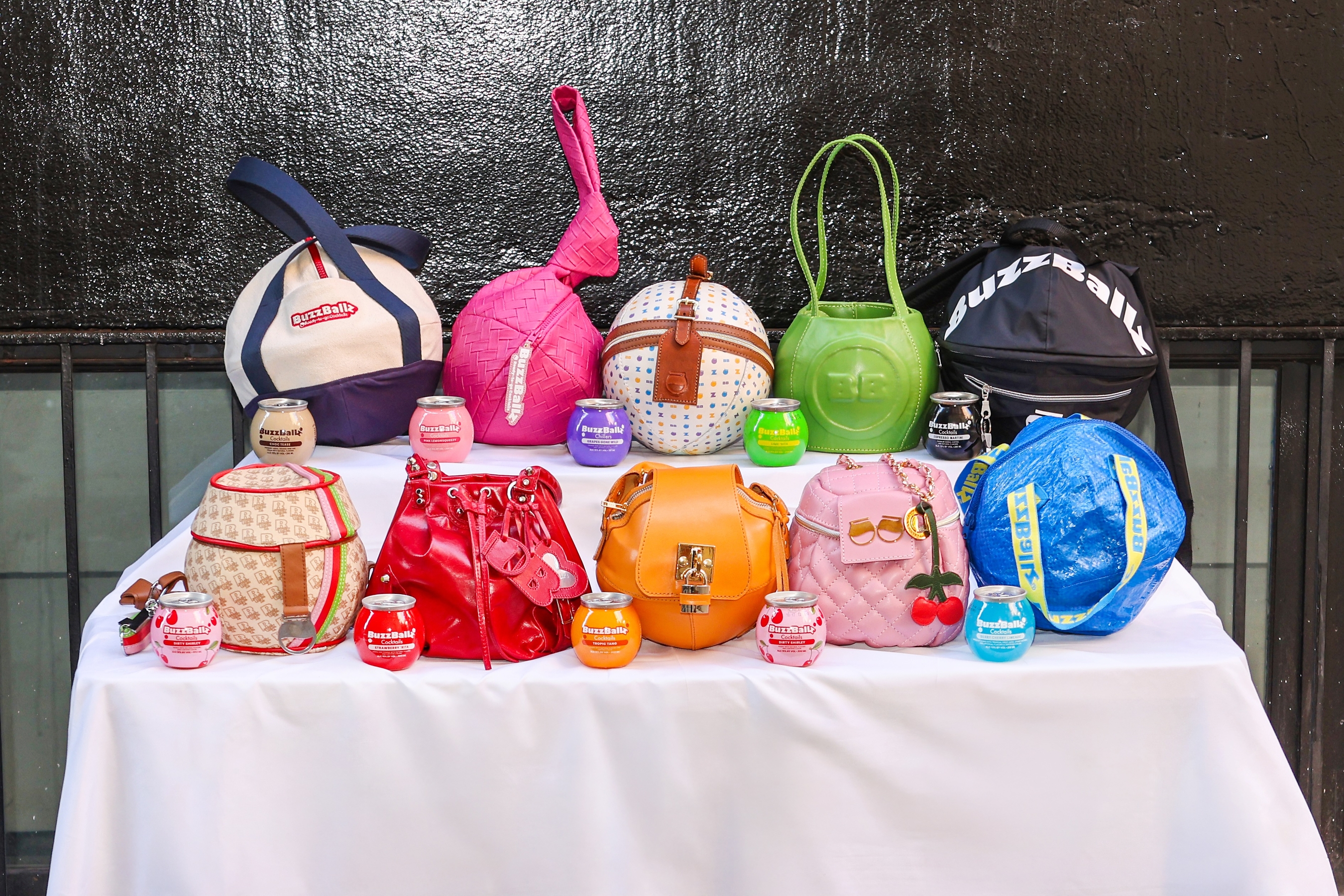 COCKTAILS AND THE CATWALK COLLIDE WITH THE U.S. LAUNCH OF BUZZBALLZ' VIRAL BUZZBAGZ COLLECTION, JUST IN TIME FOR NEW YORK FASHION WEEK