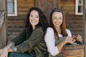 ILA (I Love Adaptogens) Launches Two Flavors of Adaptogenic Energy Bars, Built on Six Years of Herbalist Formulation