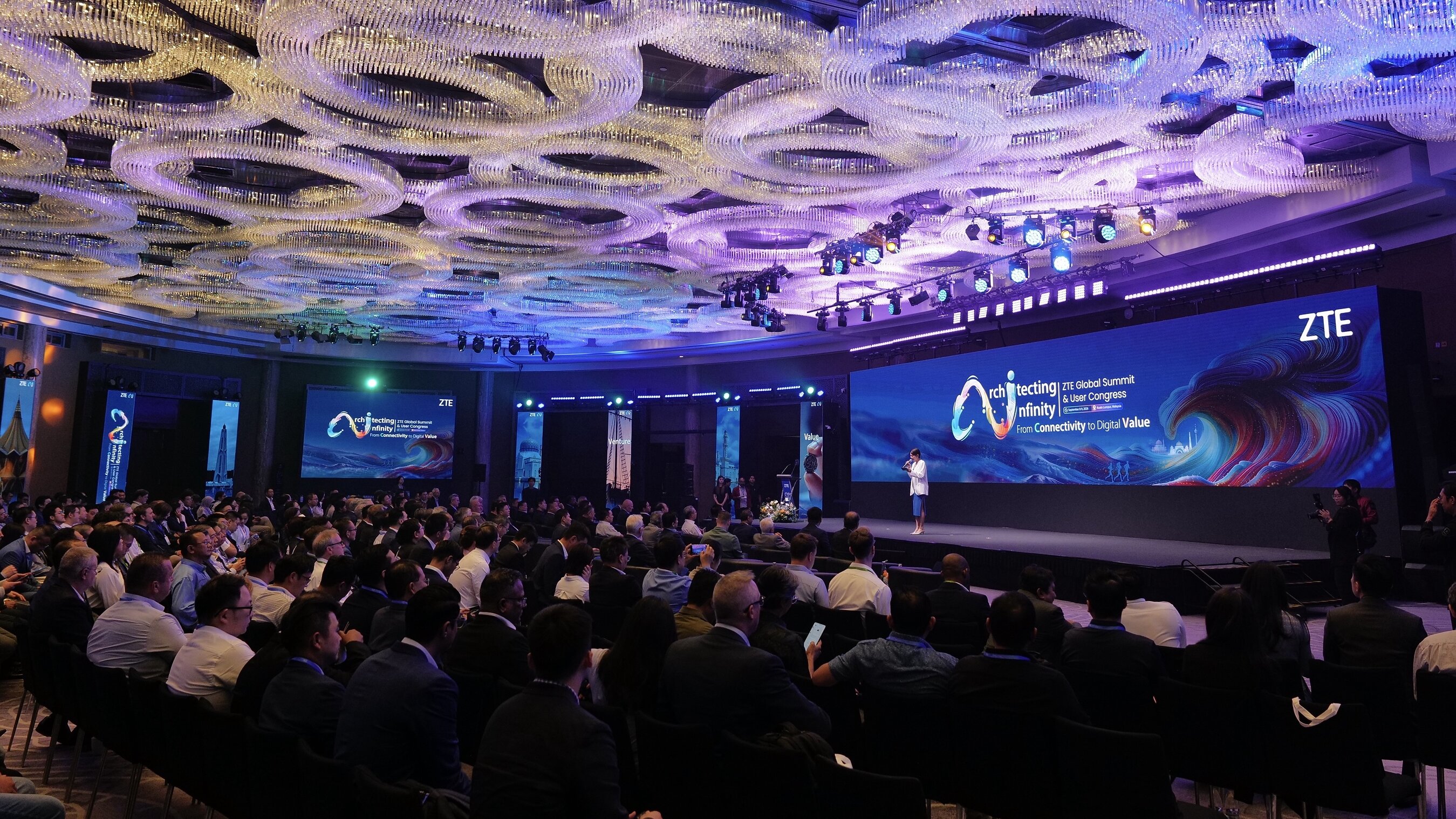 A Kuala Lumpur prende il via ZTE Global Summit &amp; User Congress 2026, accelerando il passaggio dalla connettività alla creazione di valore digitale