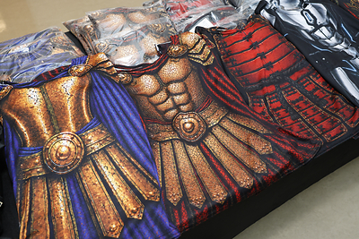 In collaboration with Brave Gowns, Hyundai transforms traditional hospital gowns into Warrior Gowns, with armor-inspired designs that help children feel strong, confident and empowered throughout treatment.