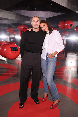 Jason Bard, Katie Holmes