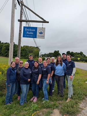 Camden National Bank volunteers 