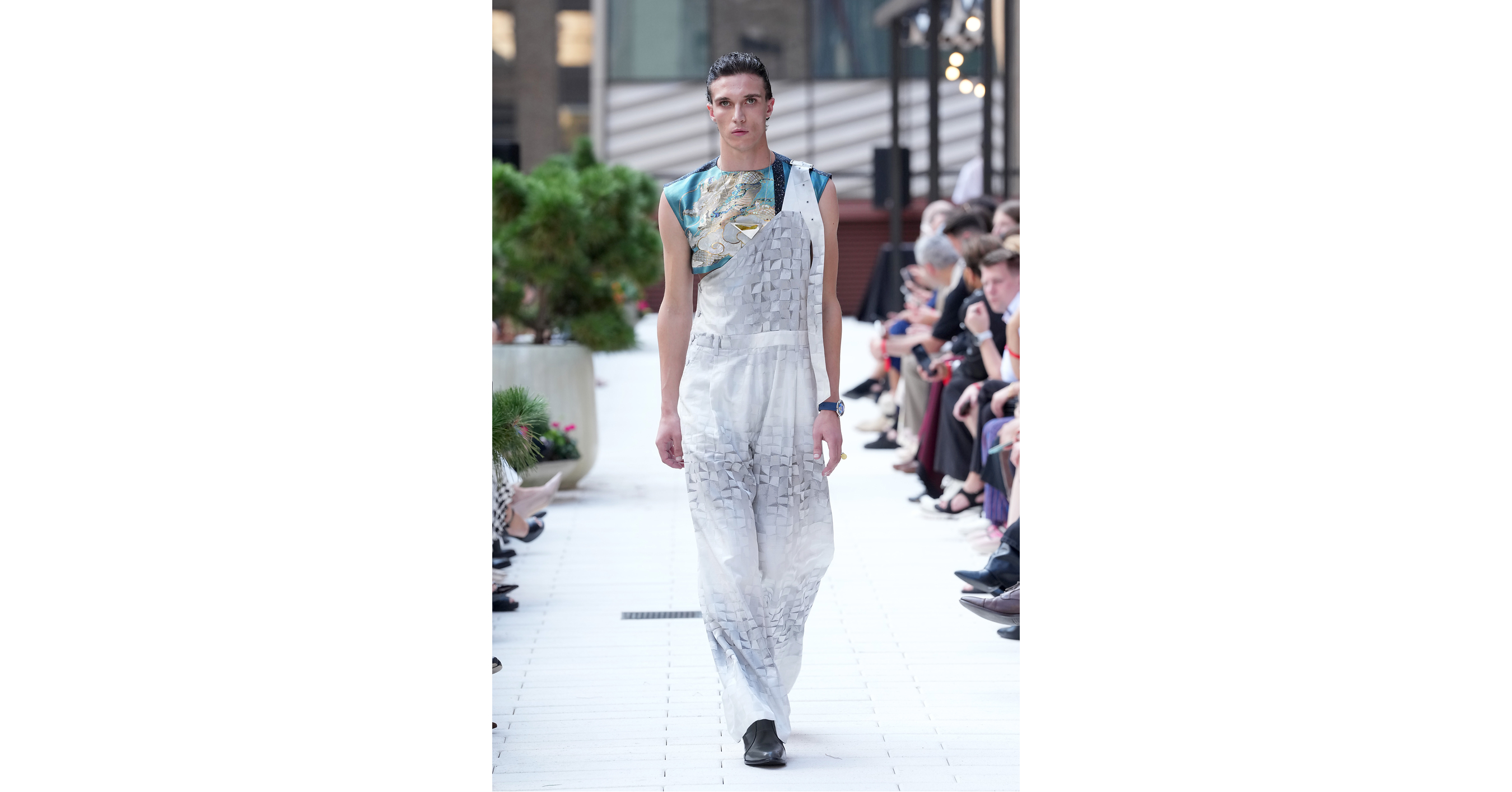 HIROMI ASAI Unveils "Akatsuki -- Before the Dawn" at New York Fashion Week