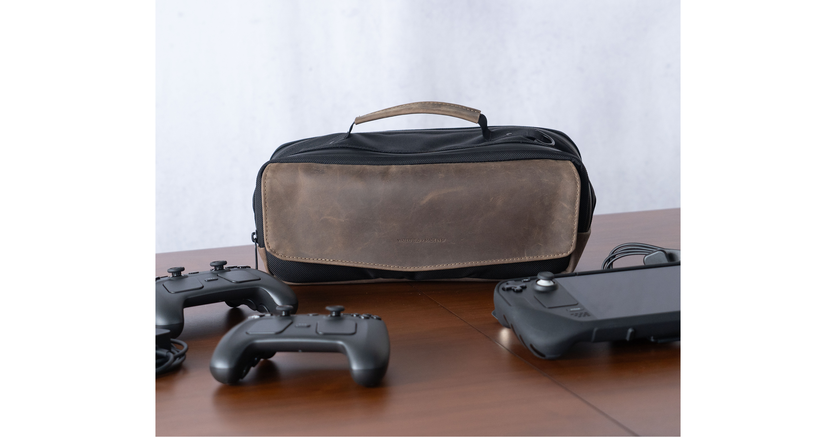 WaterField Designs Introduces SteamPack, a Steam Deck Case for a Full Setup WaterField Designs Introduces SteamPack, a Steam Deck Case for a Full Setup