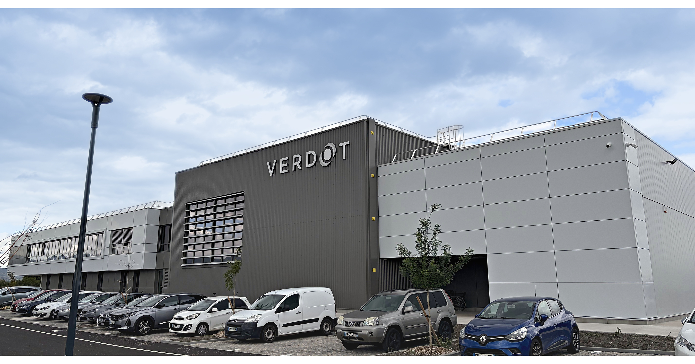 VERDOT Opens its New Centre of Excellence and Manufacturing Facility in Saint-Beauzire, France