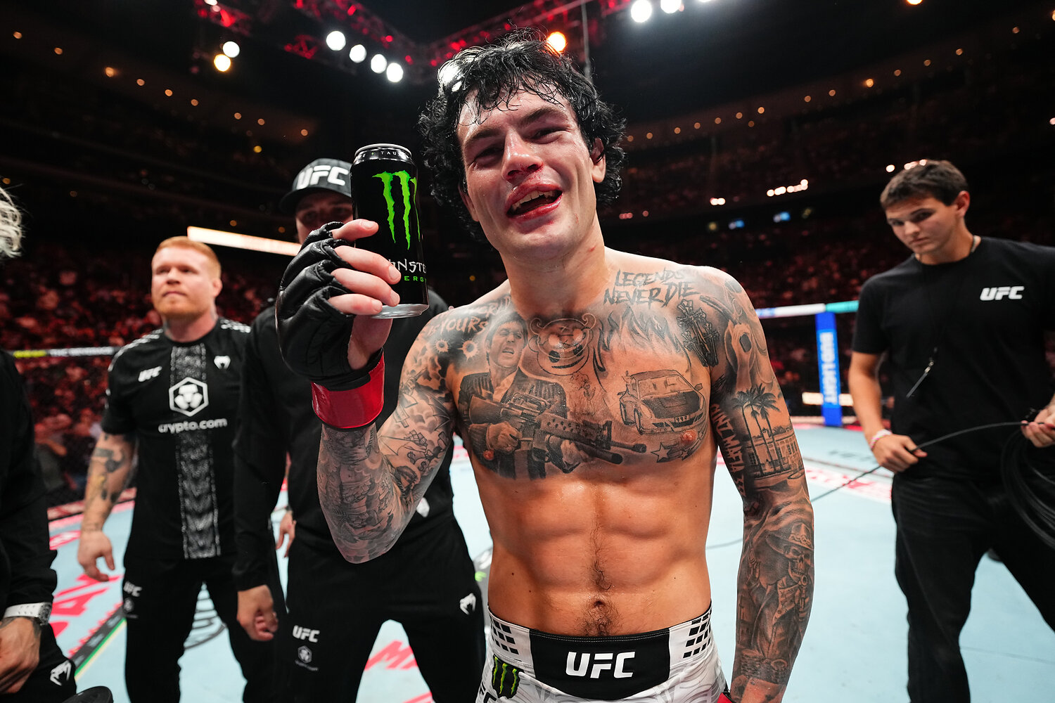 Monster Energy-atleter tog tre segrar vid Noche UFC