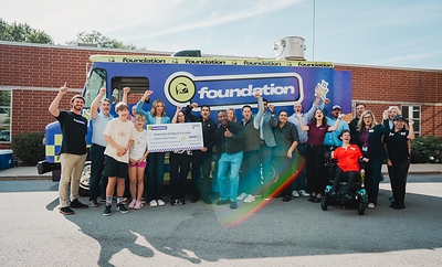 Easterseals DuPage & Fox Valley received a $20,000 grant from the Taco Bell Foundation to support its mission of expanding educational and career opportunities for young people.