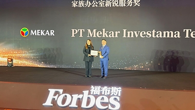 Leonard Lee, Chief Commercial Officer of PT Mekar Investama Teknologi, during the award presentation at the 2025 Forbes China New-Edge Family Office Selection in Shanghai, China. Leonard Lee, Chief Commercial Officer of PT Mekar Investama Teknologi, during the award presentation at the 2025 Forbes China New-Edge Family Office Selection in Shanghai, China.