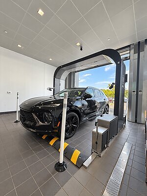 LaFontaine Automotive Group Partners with UVeye to Offer Complimentary AI Vehicle Safety Scans Across Michigan