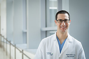 Mercy Medical Center Among First in the Mid-Atlantic to Offer Mako SmartRobotics™ Technology for Shoulder Replacement Surgery