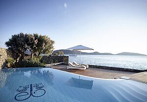 The Rise of 'Invisible Luxury' for Travel
