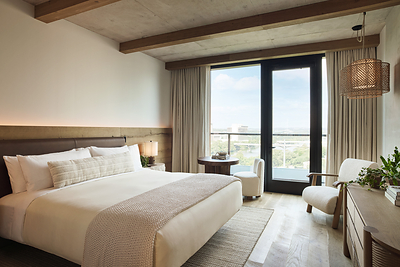 Lake King Balcony Room at 1 Hotel Austin Credit: Mikkel Vang