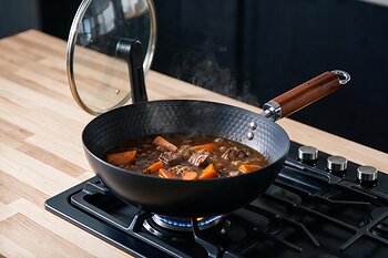 Cooking red wine beef stew safely
