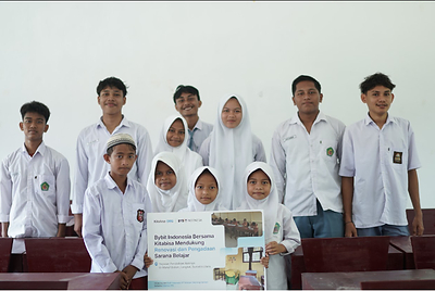 Students at Yayasan Pendidikan Rahman El-Manaf Bubun in Langkat, North Sumatra, return to a renovated learning space made possible through Bybit Indonesia's collaboration with Kitabisa, part of a broader commitment to expanding access to quality education across the region.
