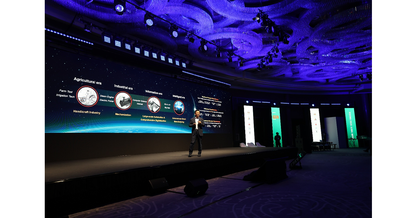 Huawei Bahas Konektivitas Cerdas dan Transformasi AI di Ajang M360 ASEAN 2026