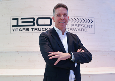 Torsten Schmidt, CEO & Managing Director, Daimler India Commercial Vehicles and President Mercedes-Benz Trucks Customer Region ISEAA  DICV Expands Regional Role as India Anchors New ISEAA Customer Region Torsten Schmidt CEO Managing Director Daimler India Commercial Vehicles