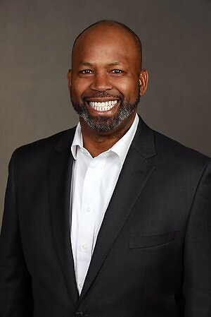 ZIONS CAPITAL MARKETS APPOINTS VINCE TOYE TO LEAD NEWLY ACQUIRED AGENCY MULTIFAMILY LENDING PLATFORM