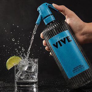 Maison VIVE Debuts the US' First Single-Use Sparkling Water Siphon