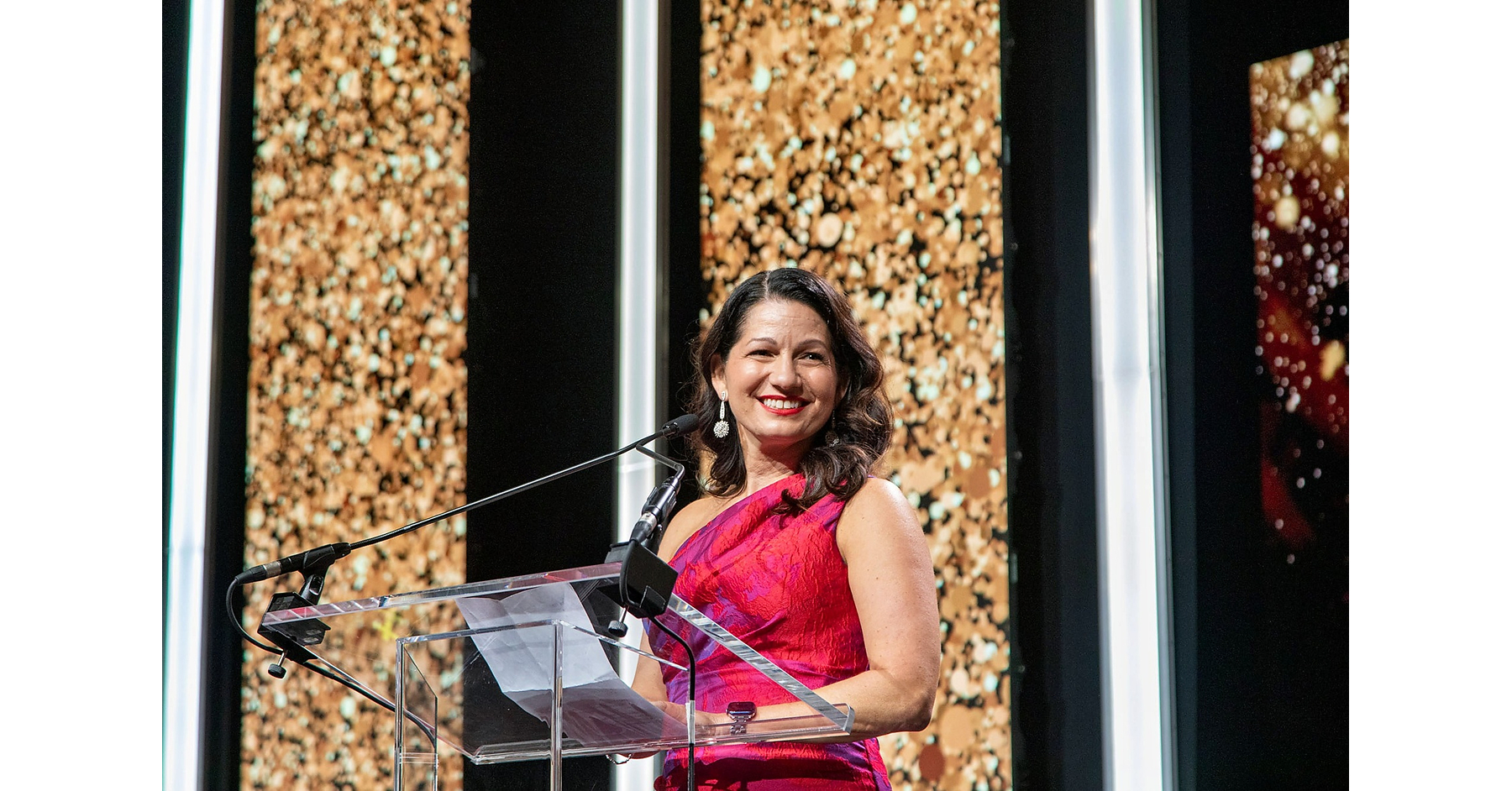New CPAE Speaker Hall of Fame Inductee Allison Shapira Examines the "Believability Gap" in the Age of AI