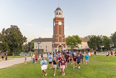 Students make their way across the FHU campus during Interface, the university’s new-student orientation program. This fall, Freed-Hardeman University welcomed 2,296 students, with growth in new-student enrollment, international enrollment and the number of students living on campus. Students make their way across the FHU campus during Interface, the university’s new-student orientation program. This fall, Freed-Hardeman University welcomed 2,296 students, with growth in new-student enrollment, international enrollment and the number of students living on campus.