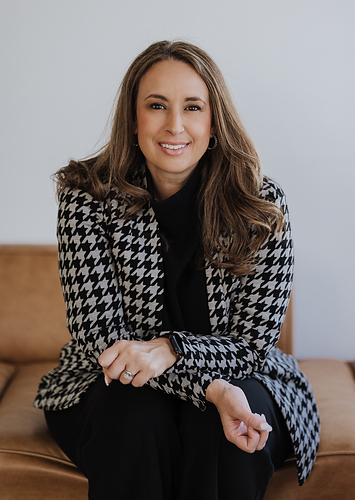 Jamie Knight Named Chief Studios Officer to Accelerate
Studio Innovation and Growth Jamie Knight Named Chief Studios Officer to Accelerate
Studio Innovation and Growth