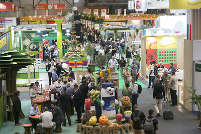 General view of the exhibition halls at Fruit Attraction.