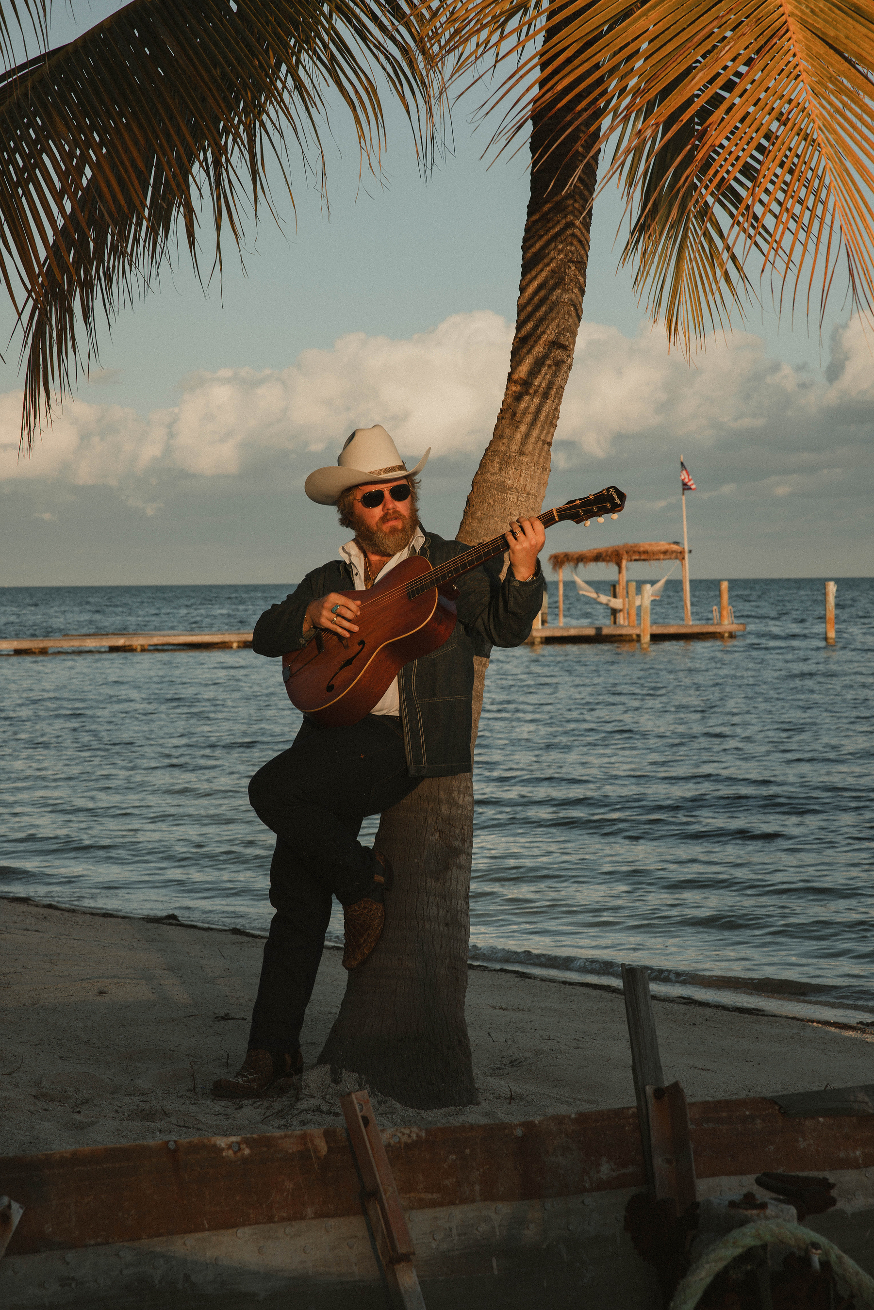 Mohegan Pennsylvania Marks 20 Years with $200,000 Giveaway, Country Artist ERNEST, and More
