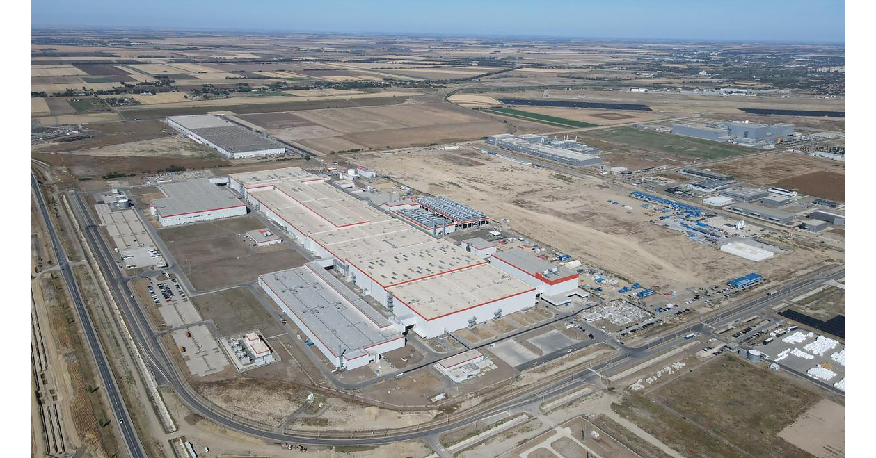 CATL kicks off trial production of battery cells in Hungary