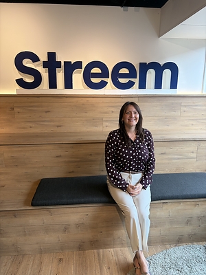 Tess Fezzuoglio in Streem HQ