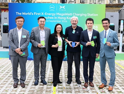 From left: Mr. Derek Chim, Head of Startup Ecosystem and Development, Hong Kong Science and Technology Parks Corporation; Mr. Brian Gu, Vice Chairman and Co-President, XPENG; Ms. Elizabeth Quat, SBS, JP, Legislative Council Member; Mr. John Tsang Chun-wah, GBM, JP, Former Financial Secretary; Mr. Ng Chun-kei, Principal Environmental Protection Officer (Air Quality Policy), Environment and Ecology Bureau; Mr. Martin Tsang, Founder and CEO, Halo Energy